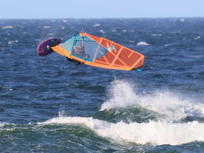 The Simmer Blacktip can be neutralised excellently in the air