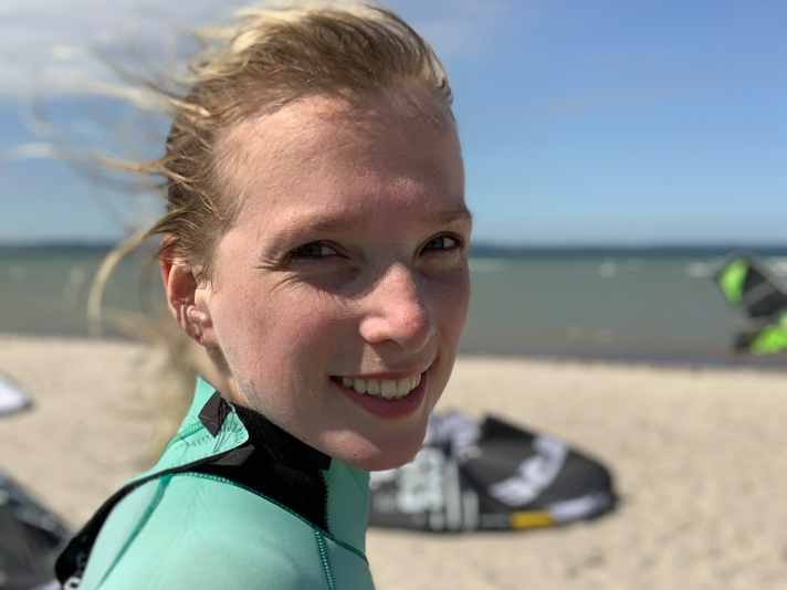 Dr. Kirsten Thünemann ist Windsurferin und Kiterin