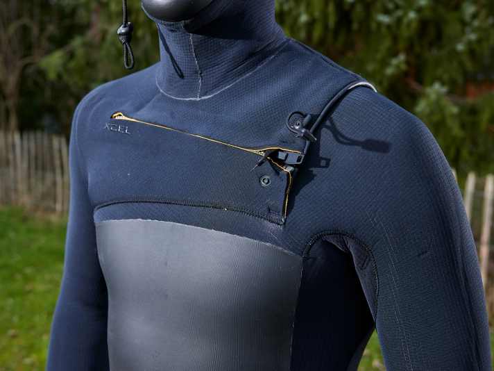 XCEL Drylock 5/4 Hooded