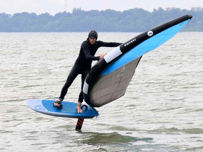 Flat deck, large pad - hardly any familiarisation time required on the Slingshot Wing Craft