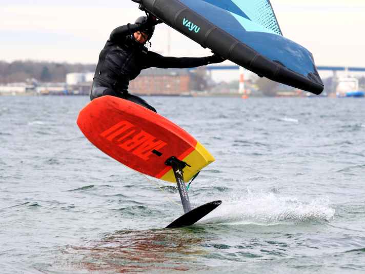 Das Plasma montiert man meist weit vorne in der Box