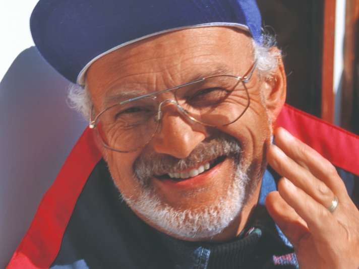 Harald Schwarzlose 1994. Er ist eine Art wandelndes Lexikon. Niemand kennt die zweite Hälfte der YACHT-Geschichte besser als der ehemalige Werbekaufmann. Viele Leser kennen und schätzen ihn bis heute, auch wegen seiner großen Liebe zu kleinen Fahrtenkreuzern