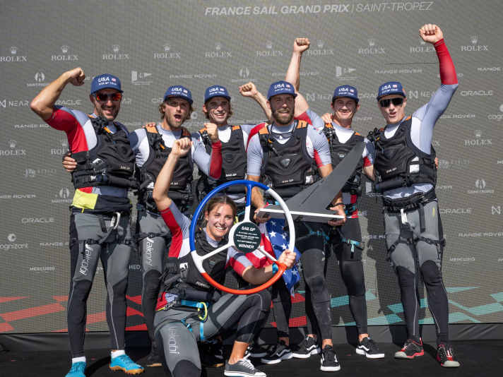 Winner in France: Jimmy Spithill, CEO and helmsman of the USA SailGP team, and his crew celebrate their triumph at the Range Rover France Sail Grand Prix in Saint-Tropez. Frenchwoman Amélie Riou, who was hired at short notice as a replacement for the injured Stephanie Roble, brought valuable knowledge of the area to the team
