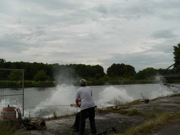   The crane has gone over the edge and disappeared into the Mittelland Canal