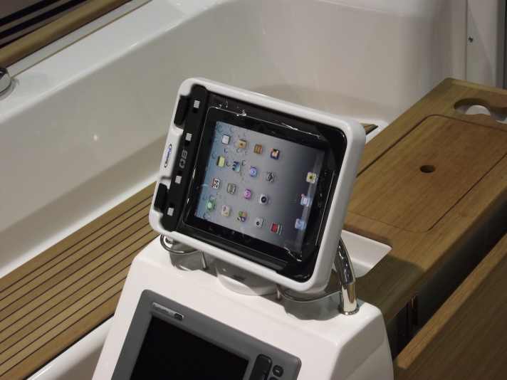   With a good holder, the iPad can be operated almost as conveniently as a plotter