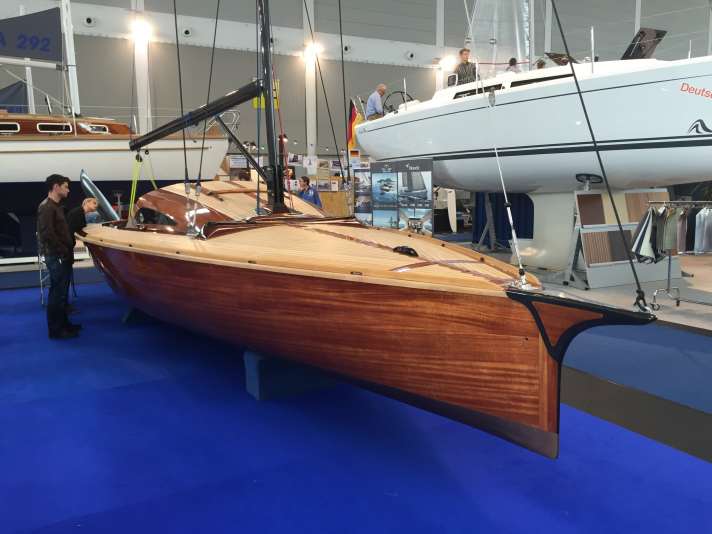   LA 850