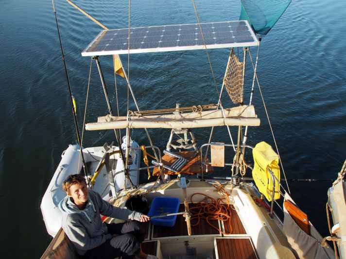   La skipper à la barre