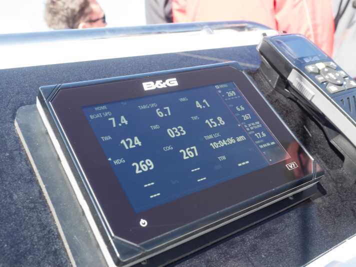   Mit der Instrumenten-Ansicht wird der Vulcan zur universellen NMEA2000-Tochteranzeige
