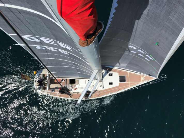   "Snifix" from the mast