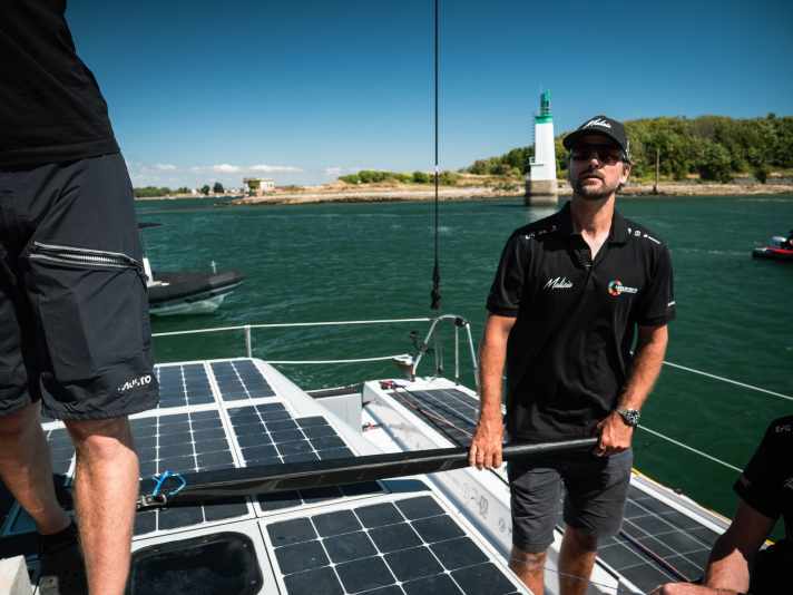 Boris Herrmann bringt nicht nur seinen neuen Imoca mit an die Elbe, sondern auch die Stammcrew fürs Ocean Race