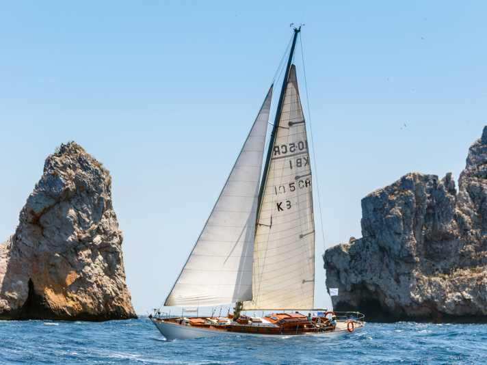 Salto positivo, bordo libero basso, stelo curvo: linee su cui inginocchiarsi