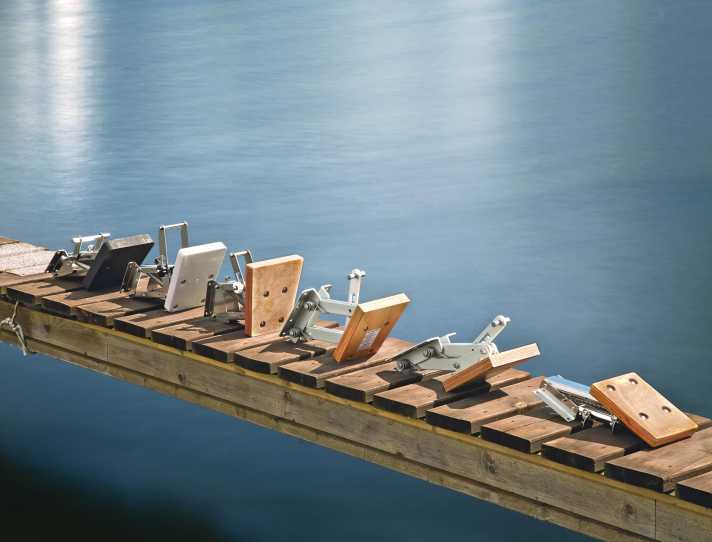   Our "test mirror" was attached to a working raft. The auxiliary engine was a 6 hp Tohatsu with a long shaft.