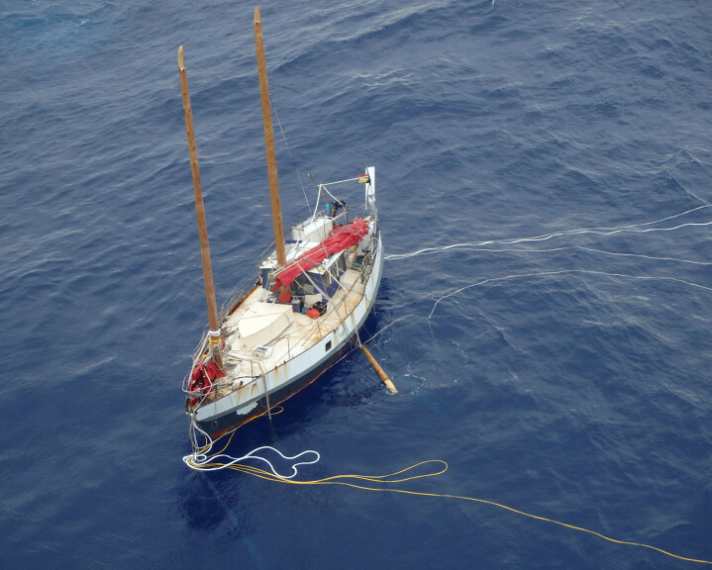   Le ketch d'acier abandonné "Troll