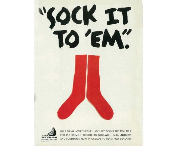   Une des campagnes de chaussettes rouges de Team New Zealand