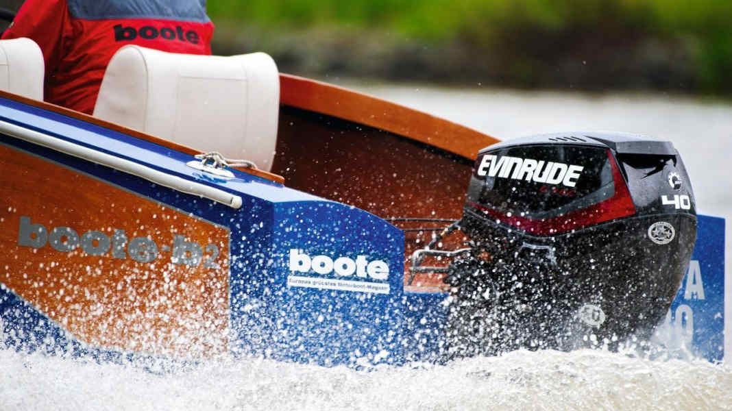 Engines: 40 hp outboards - The subtle differences