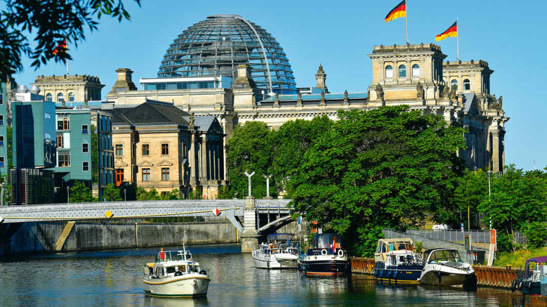 Reportage: Von Sperren und Fluchtversuchen – wie die Berliner Mauer den Bootssport einschränkte