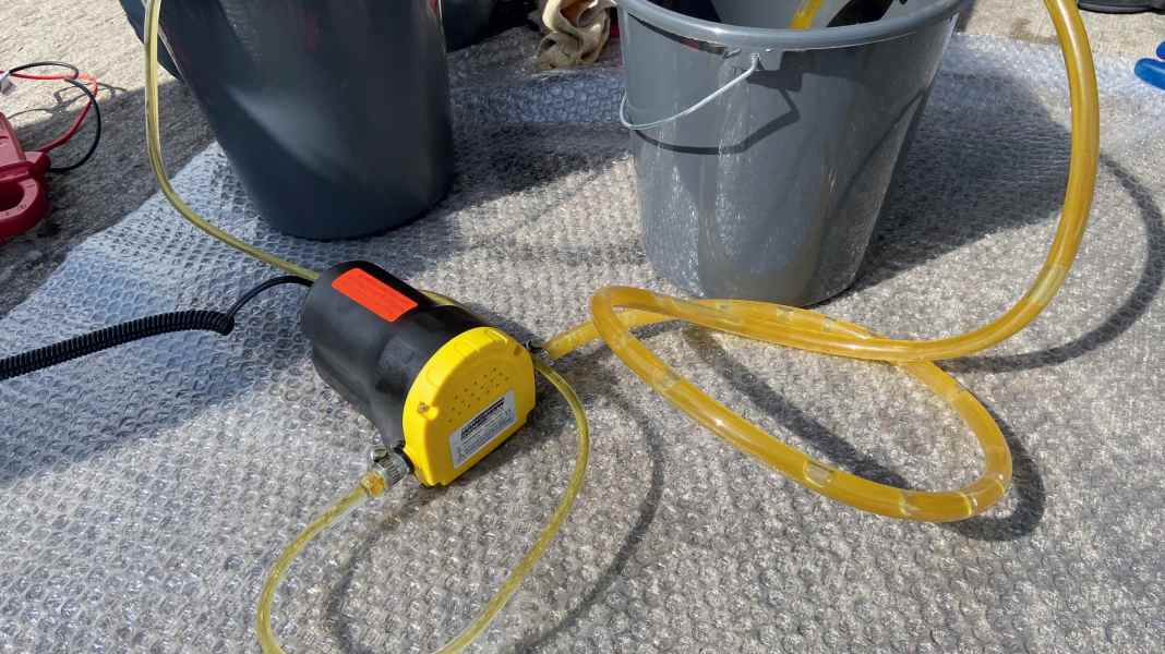 Saisonstart Special: Spezialpumpen – Öl wechseln im Handumdrehen