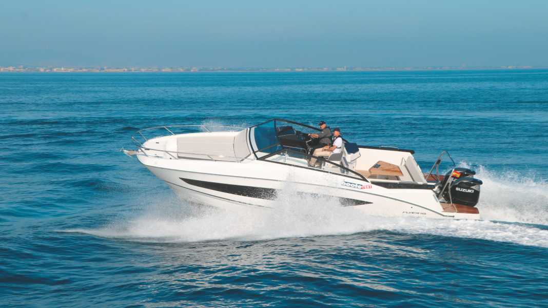 Test: Beneteau Flyer 10 - Here we go