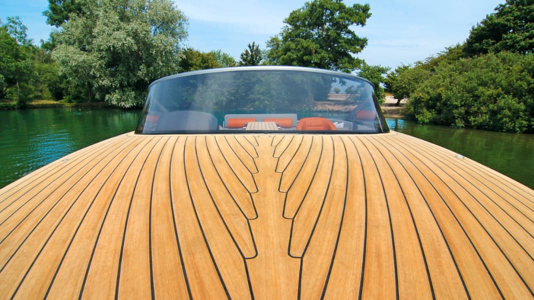 Teak made from plastic: the beautiful appearance