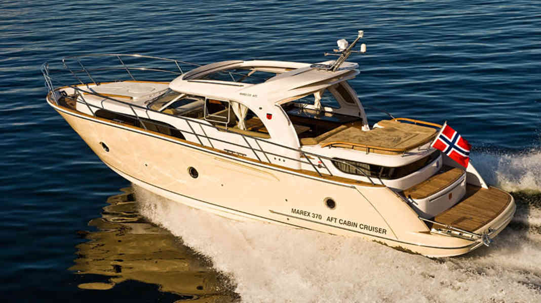 Test: Marex 370 Aft Cabin