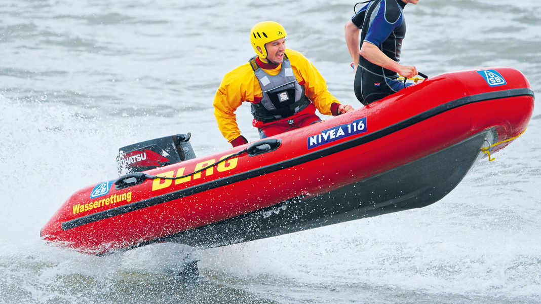 The fastest inflatable boat rescuers