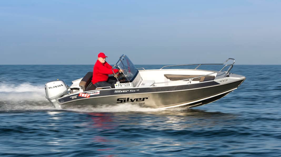 Silver Fox Avant 485