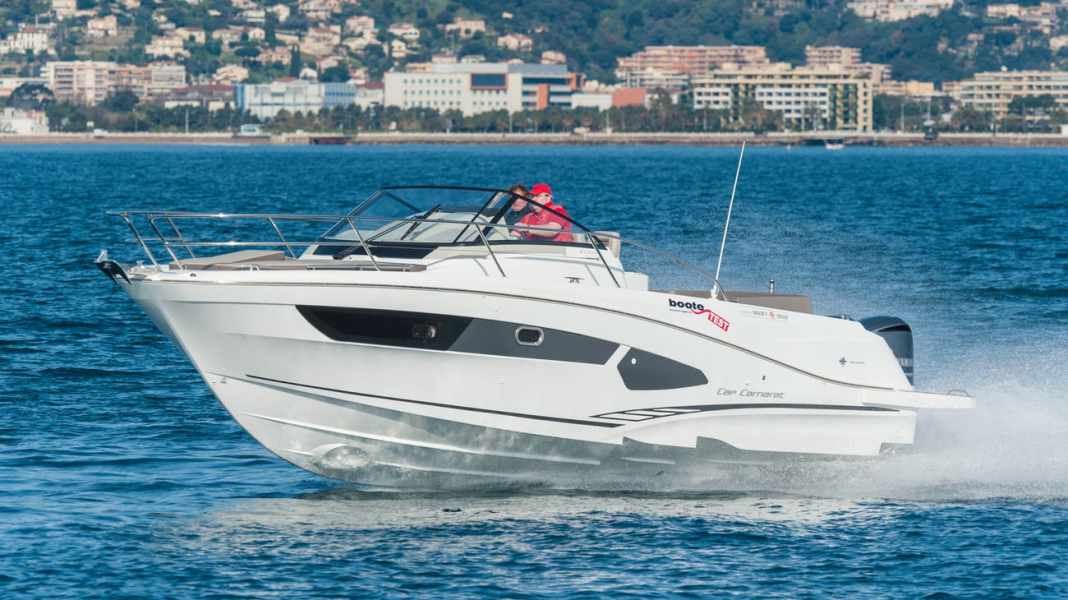 Test: Jeanneau Cap Camarat 10.5 WA - Sportliches Familienboot aus Frankreich