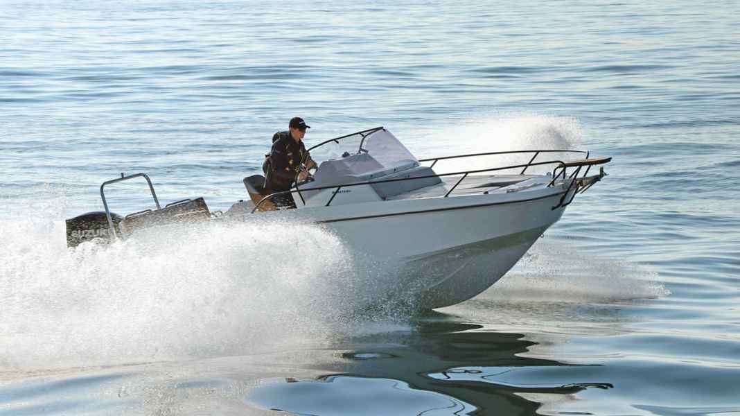 Test: Beneteau Flyer 7 Sundeck - Let go