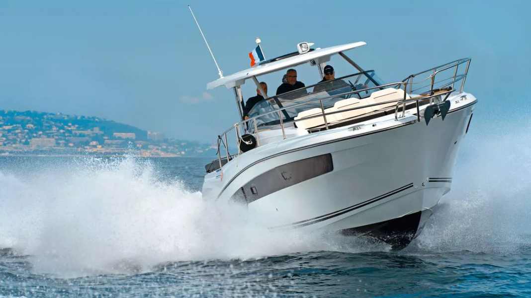Test: Jeanneau Cap Camarat 10.5 WA Serie2