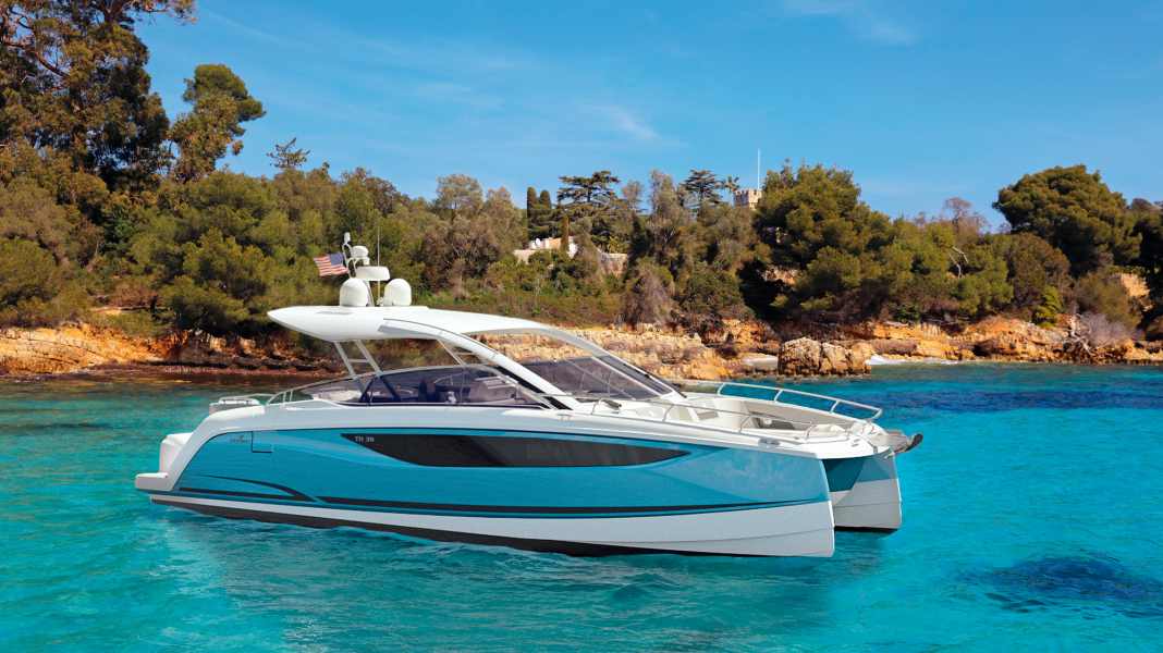 Four Winns TH36: Außergewöhnlicher Katamaran mit innovativem Design