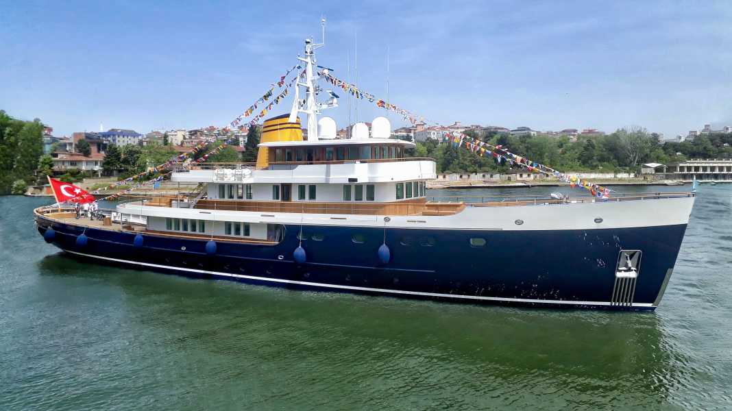 Turquoise Yachts zeigt "Blue II"