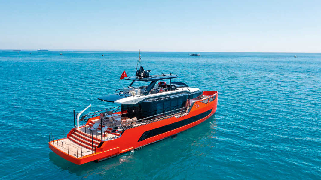 Premieres and projects: Sarp Yachts XSR 85 - Unknown size