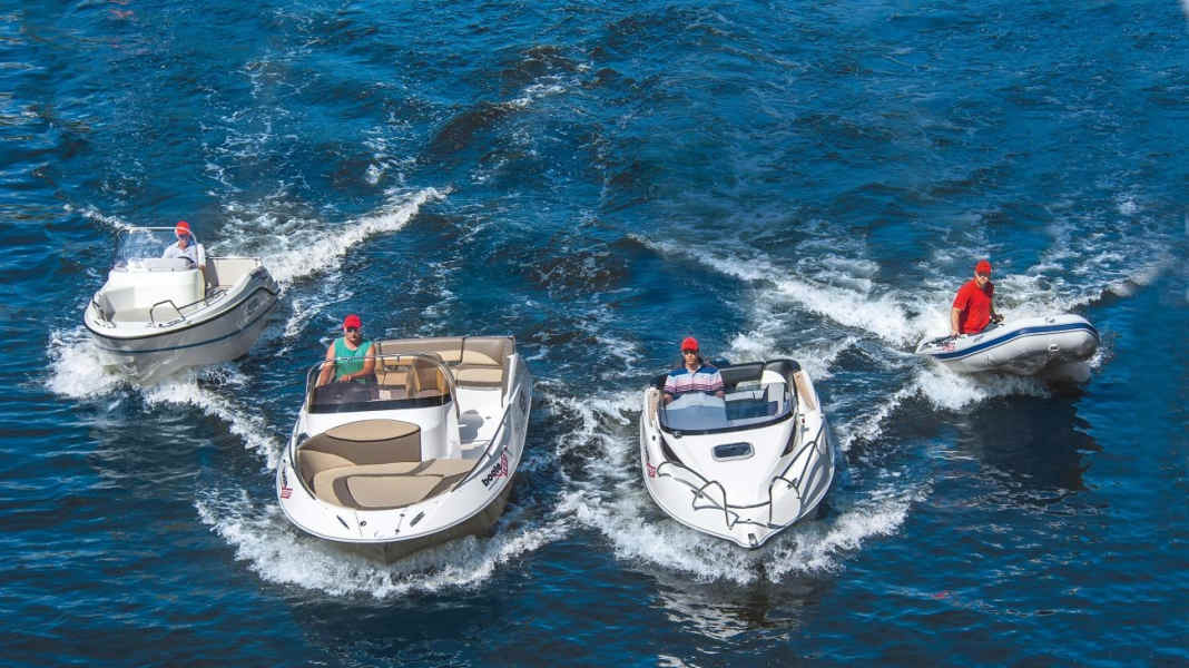 Test: Was geht mit 15 PS – vier kleine Boote im Vergleich