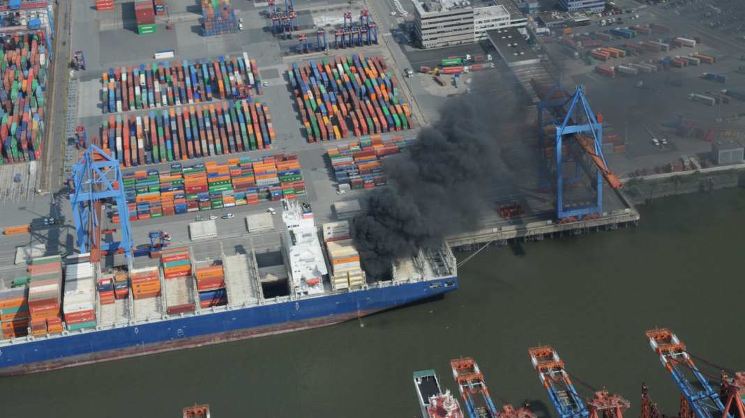 Wasserschutzpolizei: KI soll Gefahrgut im Hamburger Hafen aufspüren