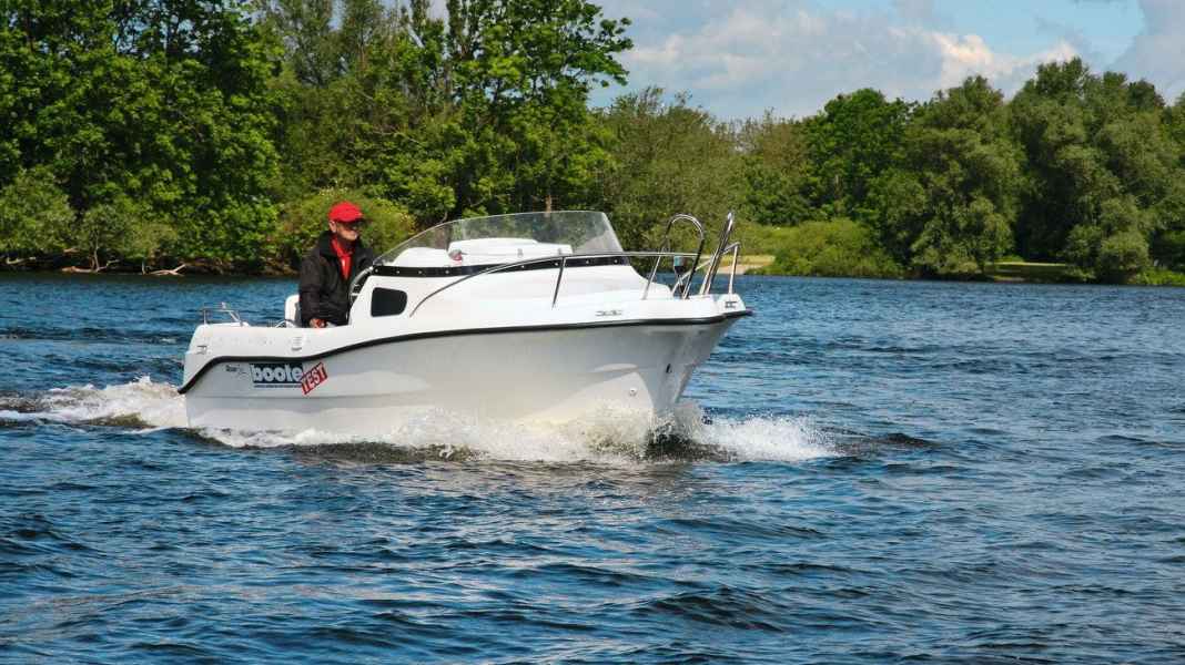 Test: Ocean Bay 450 Cabin - Einsteigen Bitte!