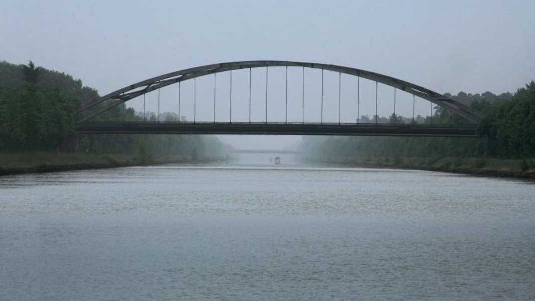 Reviere - From Hamburg to Bremerhaven