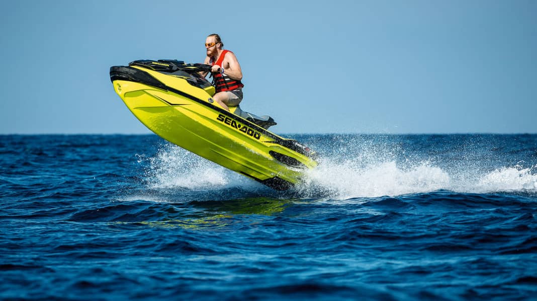 Test: Jetboote - Hoch hinaus