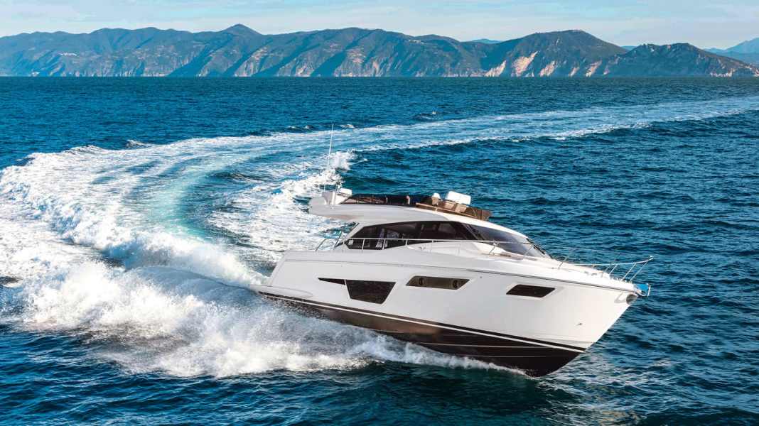 Test: Motor yacht - Ferretti 500
