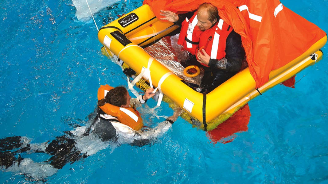 Rettungsinseln im Test - Insel-Begabung