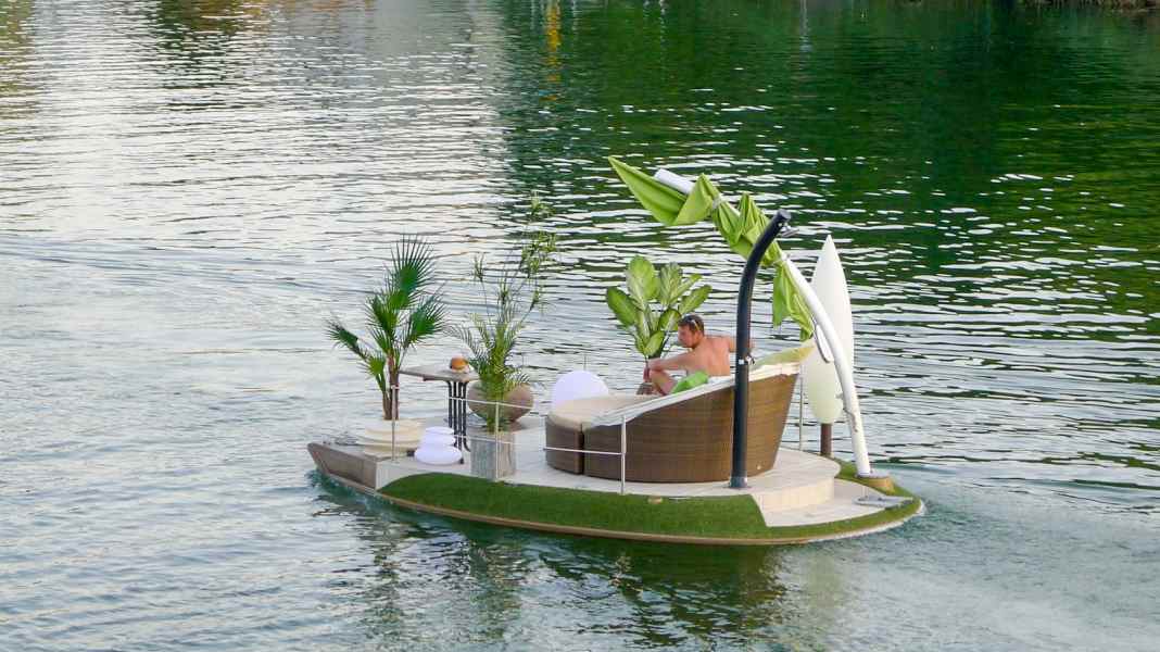 Schinakl boat hire: My island - The dream of your own island comes true