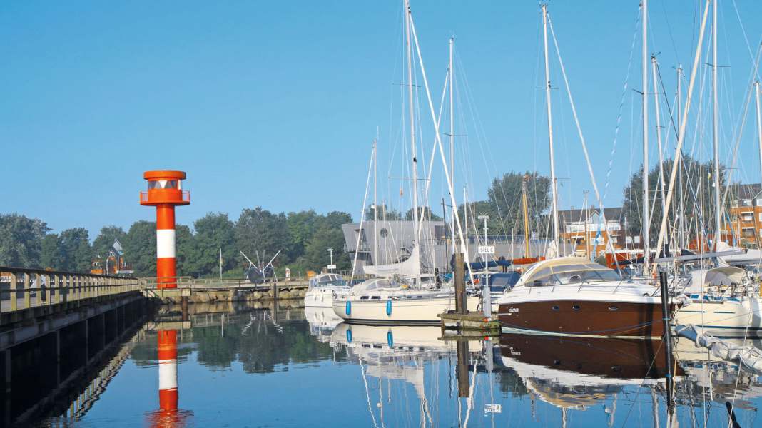Cruise: Bay of Kiel - Mrs Clara and the sprats