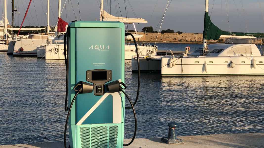 Technology: Italy expands infrastructure - chargers for recreational boating