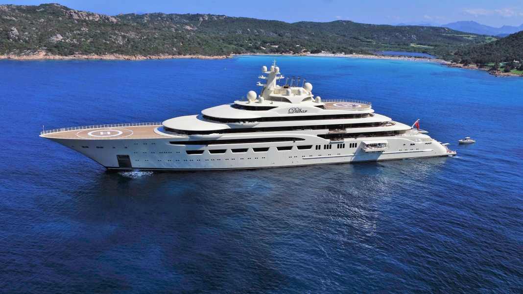 Lürssen liefert Superlativ "Dilbar" aus