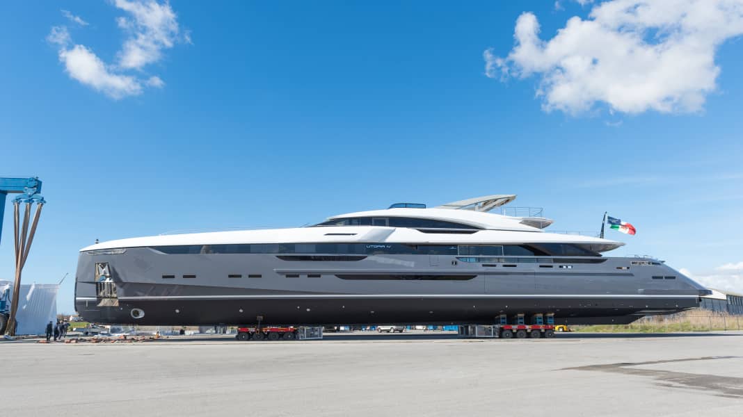 "Utopia IV" rollout at Rossinavi