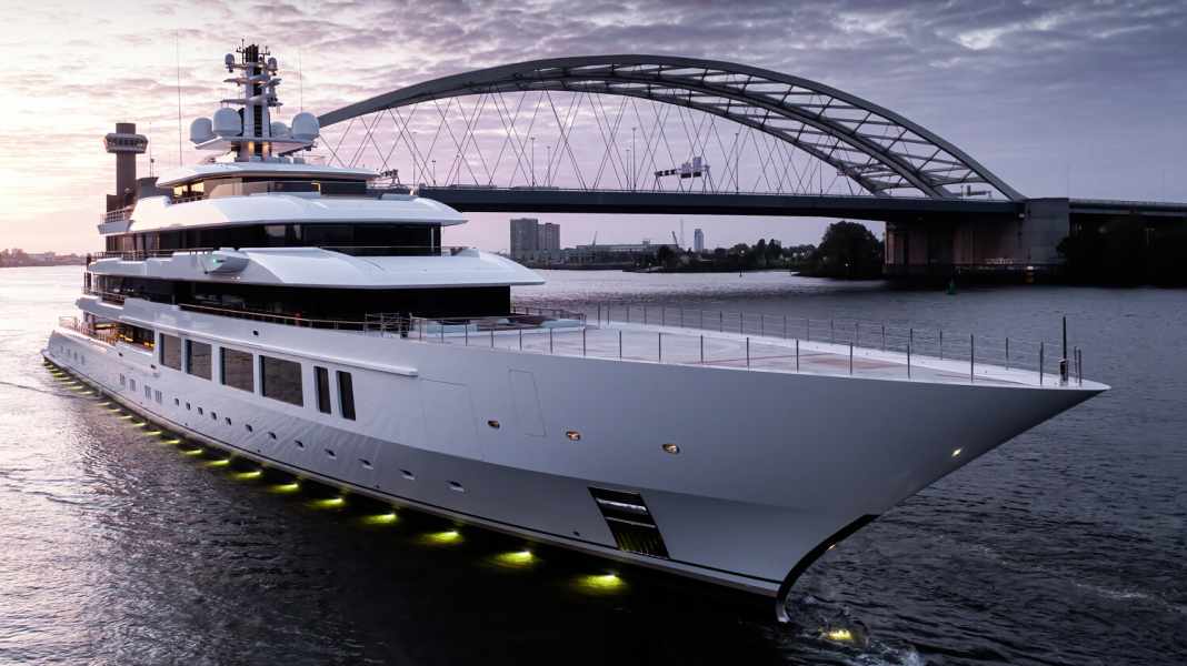 117-Meter-„Infinity“ von Oceanco