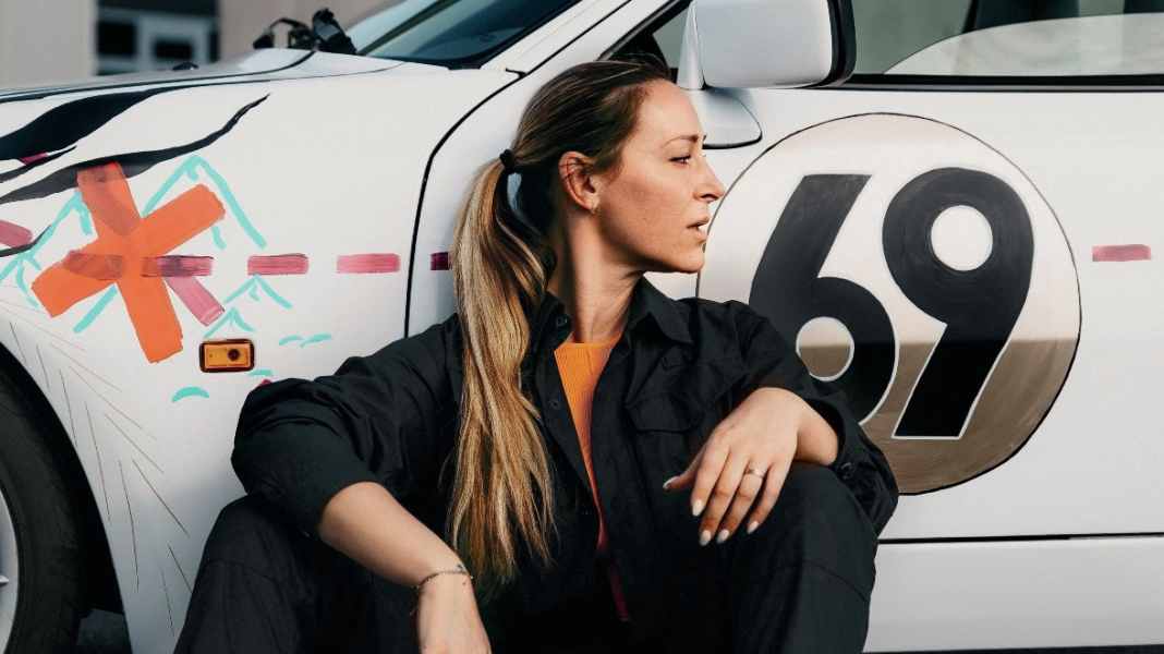 PORTRÄT ROMANA HIRSCHVOGL - Form folgt Emotion