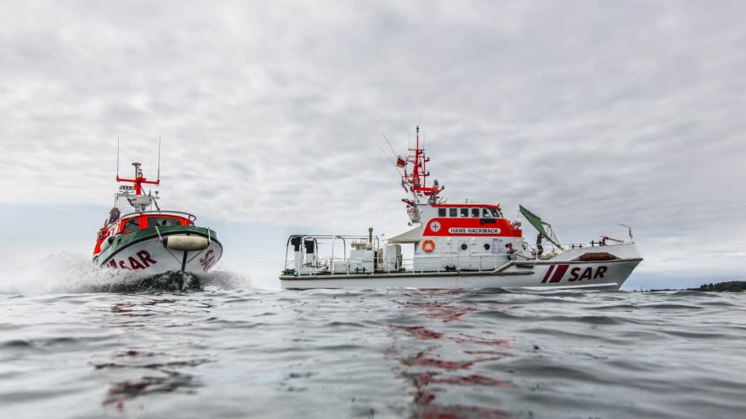 Sea rescuers ask for help