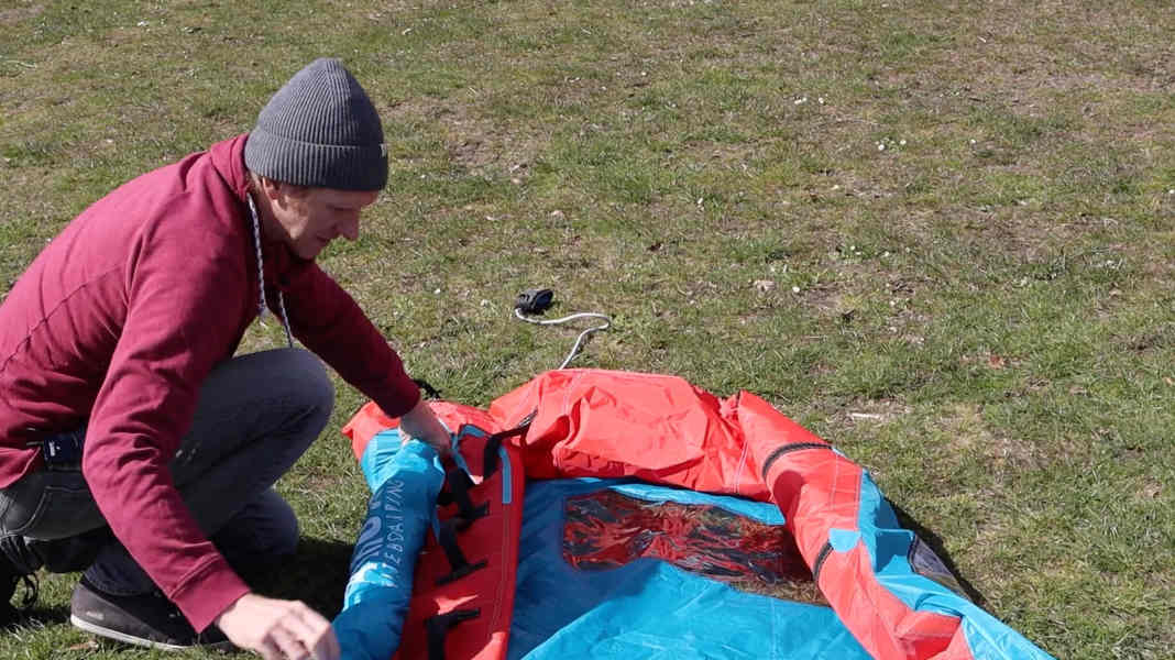 Wingsurf Tipps & Tricks – den Wing richtig rollen
