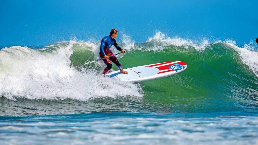 SUP riding technique for wave beginners