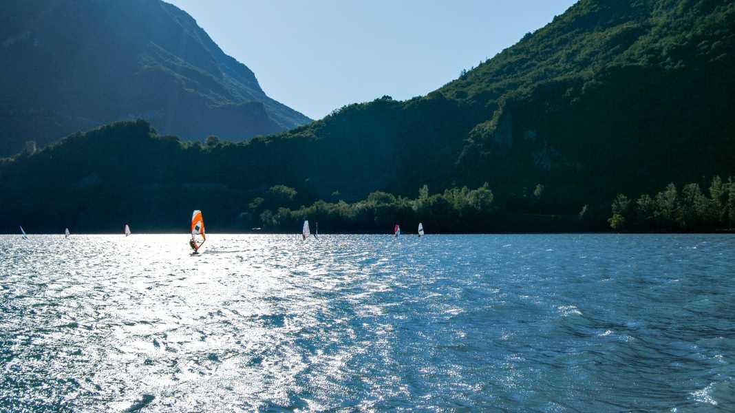 Lago di Cavazzo - the best windsurfing spots at a glance
